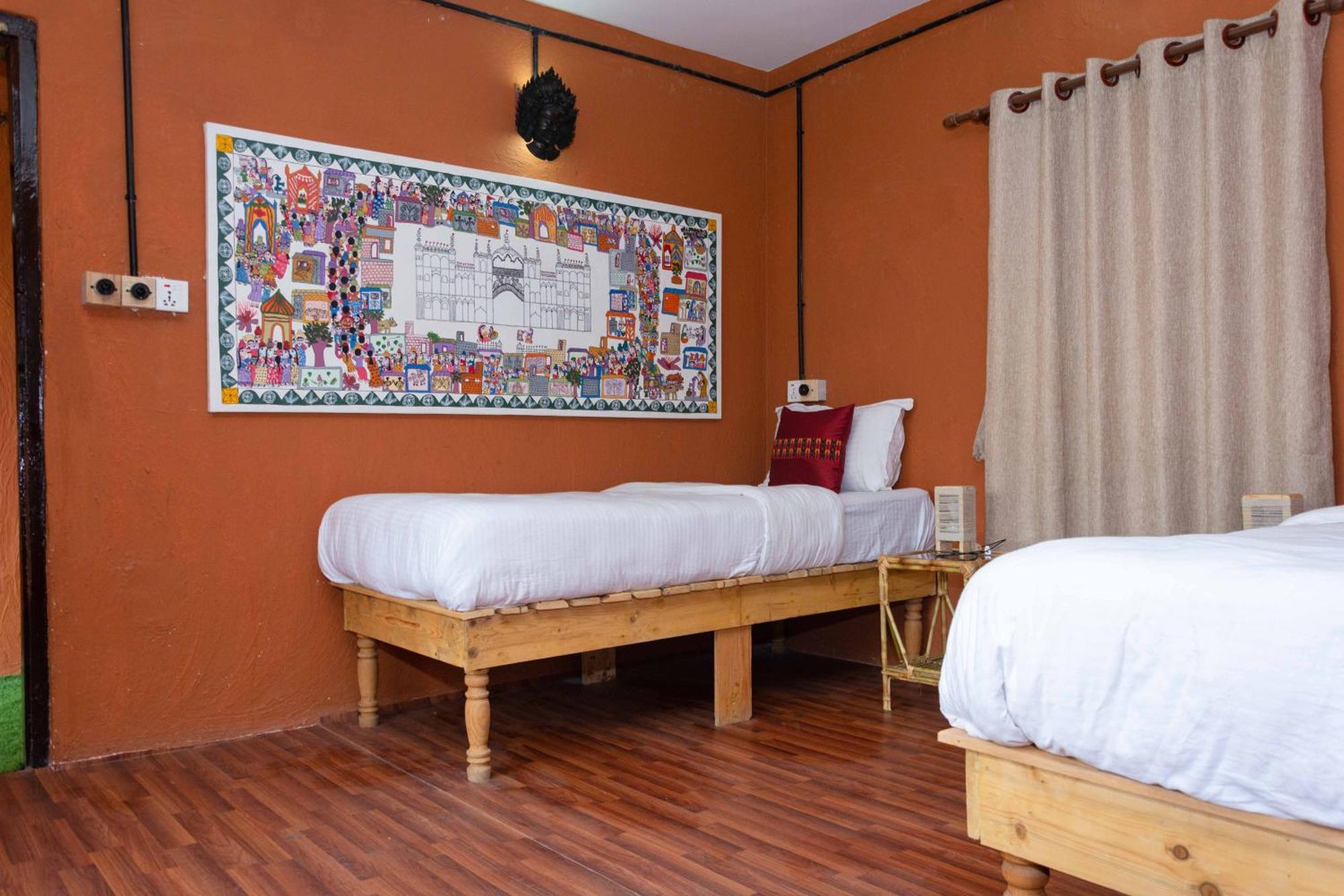 Wander Thirst Hostel Катманду Екстериор снимка