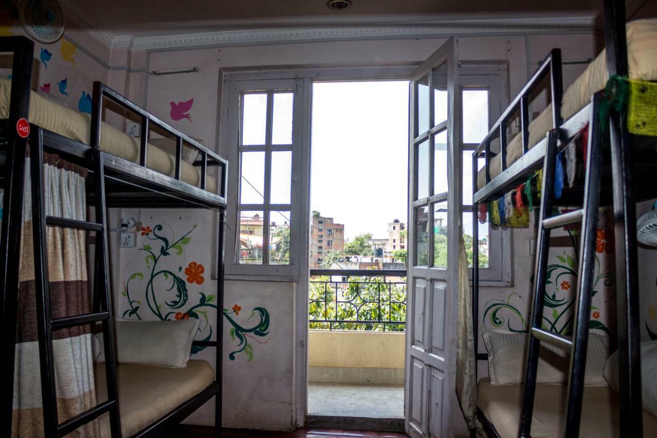 Wander Thirst Hostel Катманду Екстериор снимка