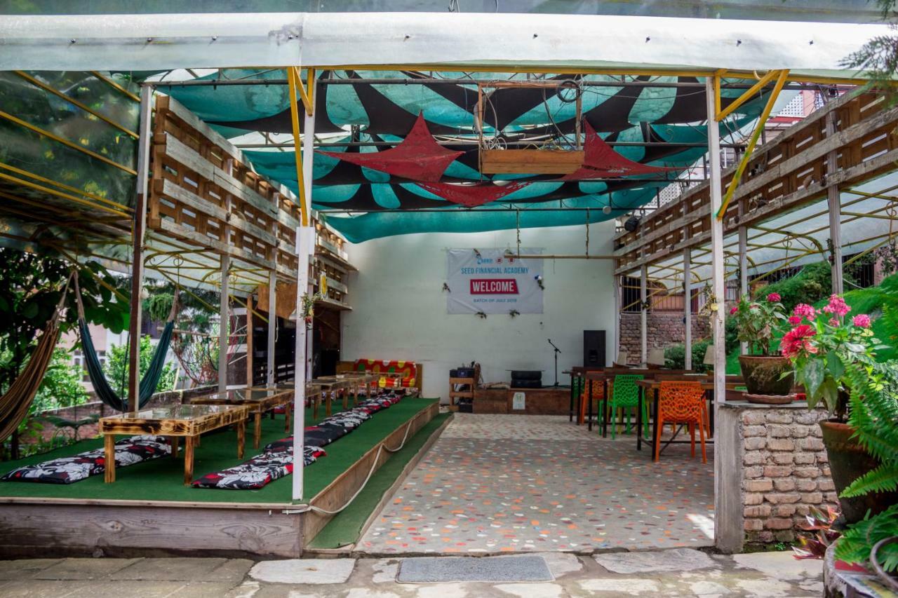 Wander Thirst Hostel Катманду Екстериор снимка