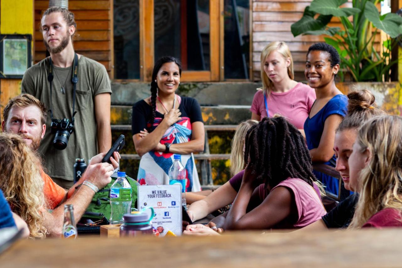 Wander Thirst Hostel Катманду Екстериор снимка